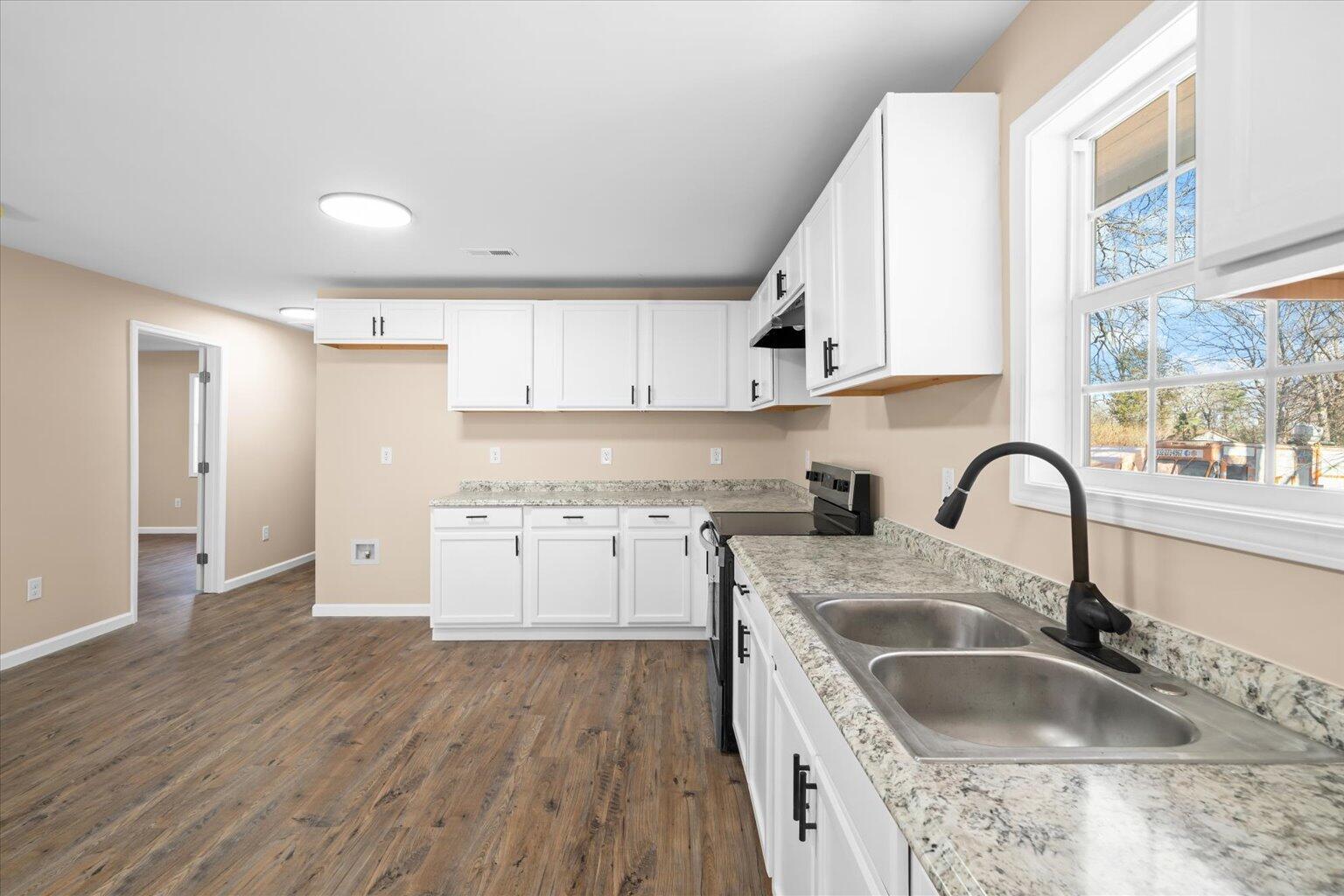 2311 1st Street Dalton, GA 30721 - Photo 14 of 40 14-DSC04091