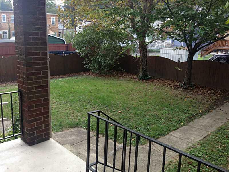 1136 9th Street McKees Rocks, PA 15136 - Photo 17 of 17 Yard/Garden view with fenced in yard
