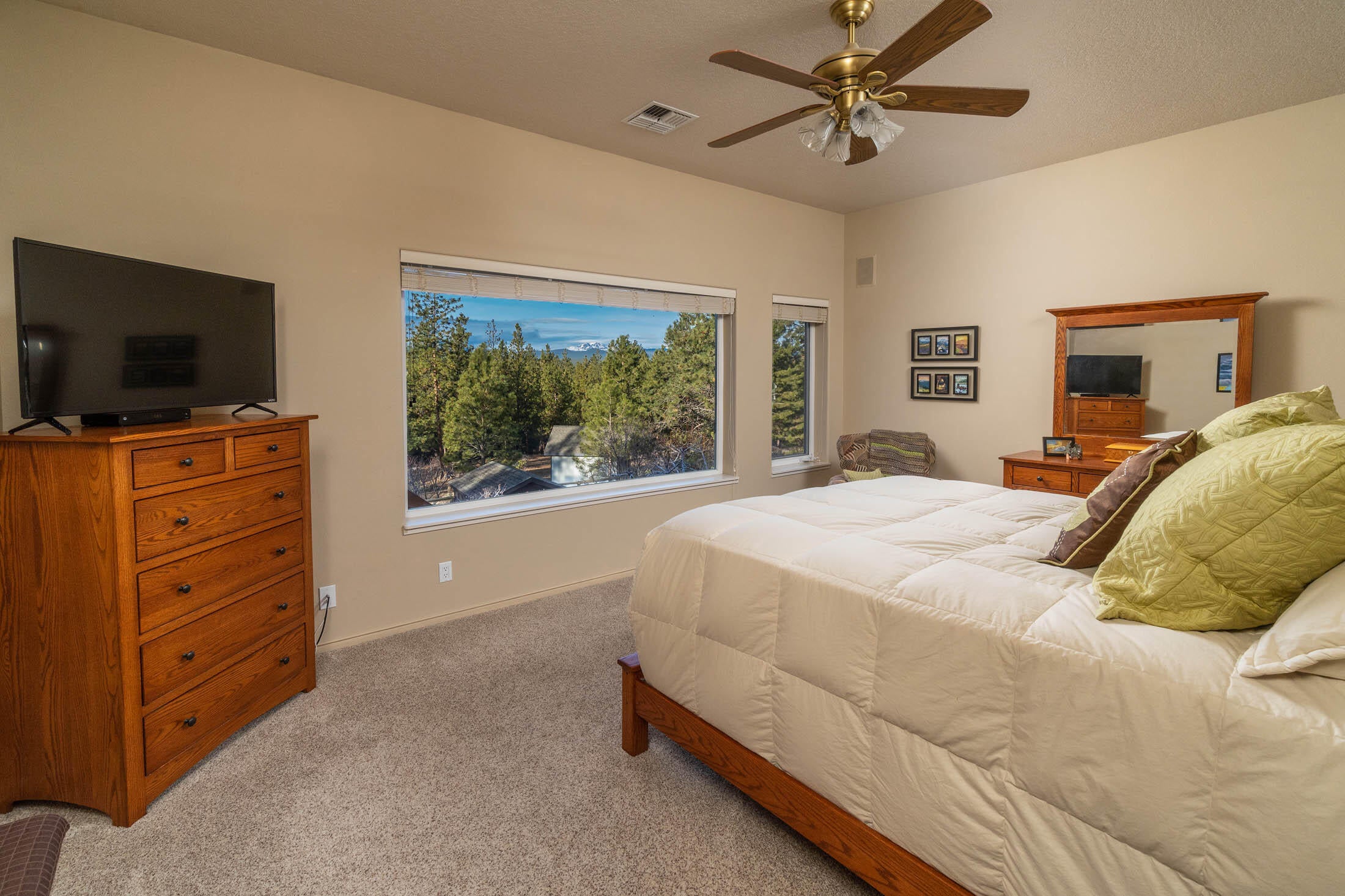60205 Crater Road Bend, OR 97702 - Photo 31 of 74 Master Bedroom. Big Cascade Mountain views from your bed!