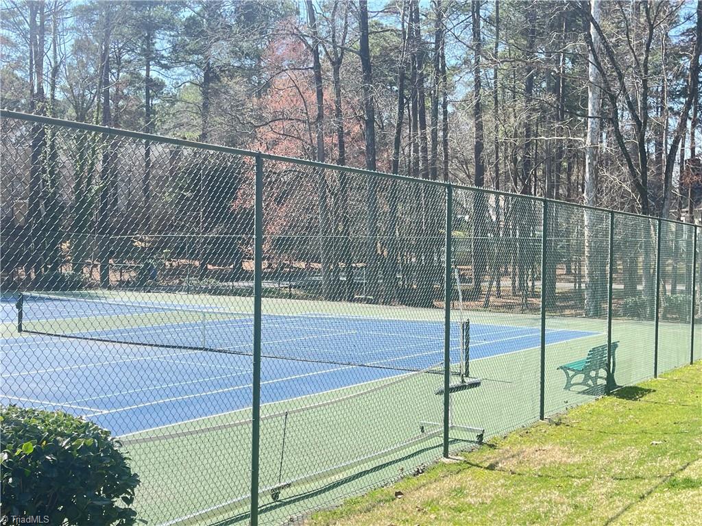 4536 Hamptonshire Drive Raleigh, NC 27613 - Photo 18 of 19 Community Tennis