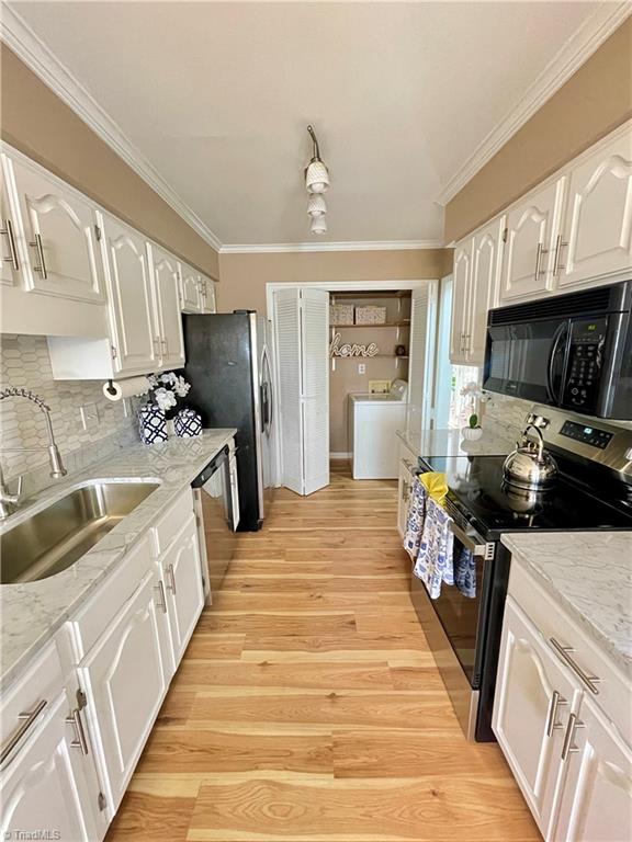 4536 Hamptonshire Drive Raleigh, NC 27613 - Photo 5 of 19 Gourmet Kitchen with Granite Counters, Back aplash & Stainess Steel