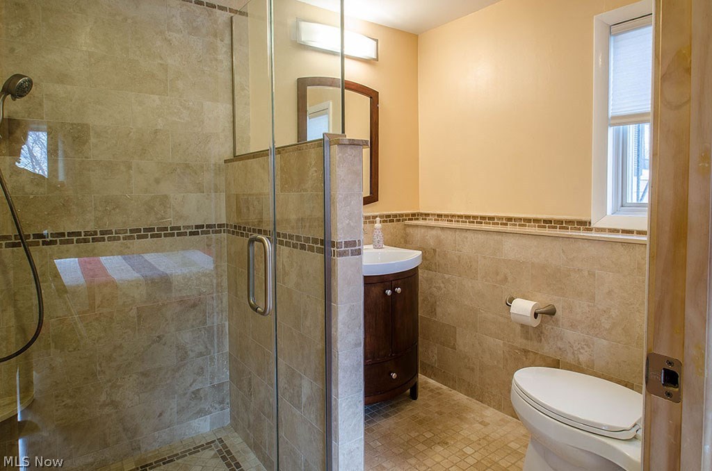 21155 Shelburne Road Beachwood, OH 44122 - Photo 24 of 34