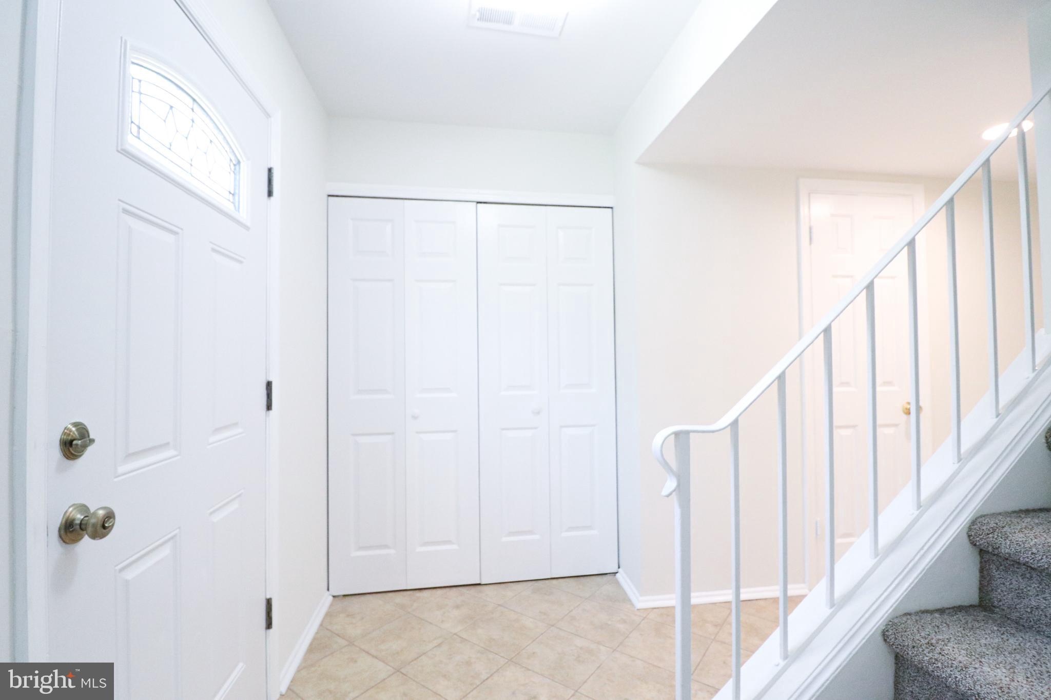 9505 Burdett Road Burke, VA 22015 - Photo 3 of 8 Gallery Image 3