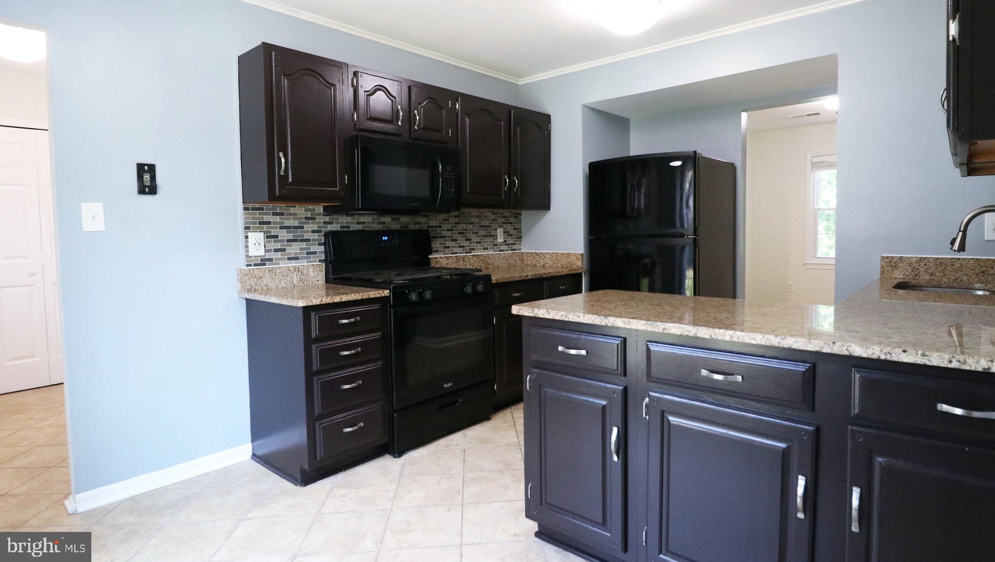 9505 Burdett Road Burke, VA 22015 - Photo 5 of 8 Gallery Image 5