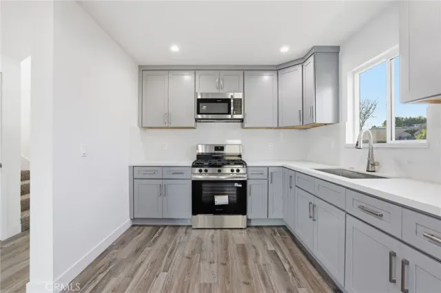 $950,000 | 11062 Oneida Avenue, San Fernando, CA 91340