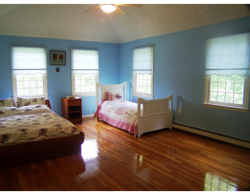8 Ravens Bluff Andover, MA 01810 - Photo 11 of 20