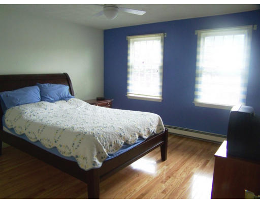 8 Ravens Bluff Andover, MA 01810 - Photo 13 of 20