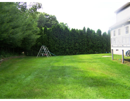 8 Ravens Bluff Andover, MA 01810 - Photo 16 of 20