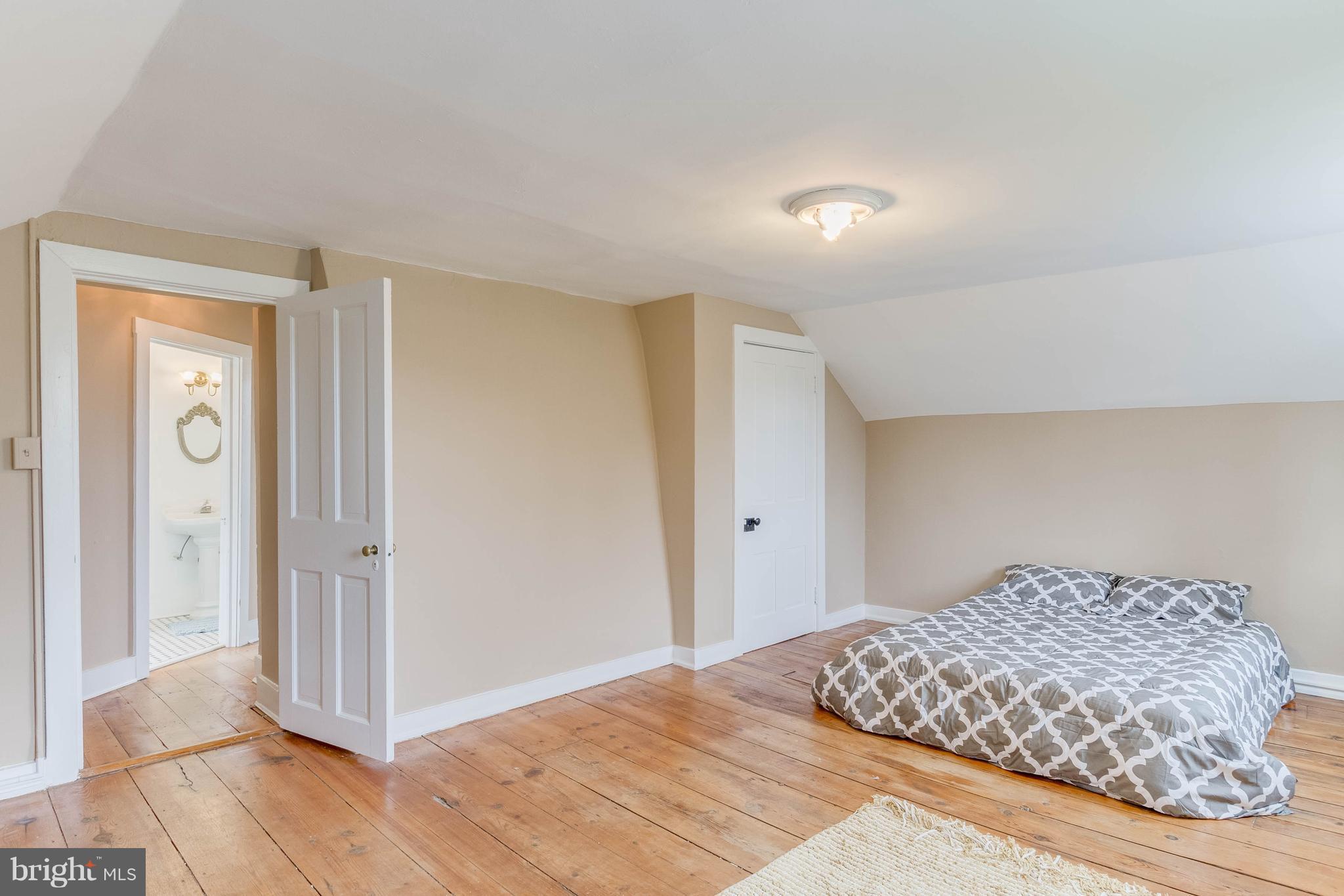 14872 Loyalty Road Waterford, VA 20197 - Photo 13 of 30 Bedroom