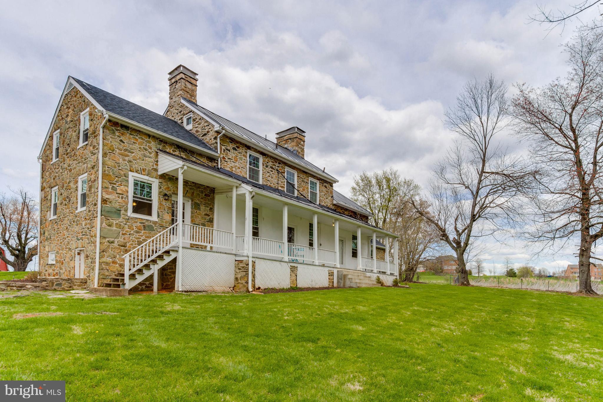 14872 Loyalty Road Waterford, VA 20197 - Photo 14 of 30 Exterior (Rear)