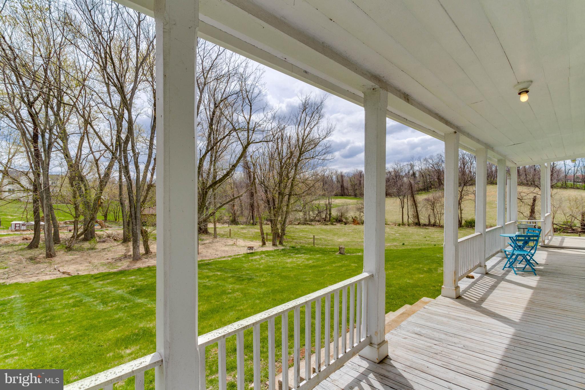 14872 Loyalty Road Waterford, VA 20197 - Photo 17 of 30 Exterior (Rear)