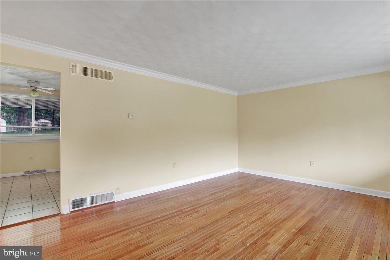 2390 Emig Mill Road Dover, PA 17315 - Photo 7 of 24 Gallery Image 7