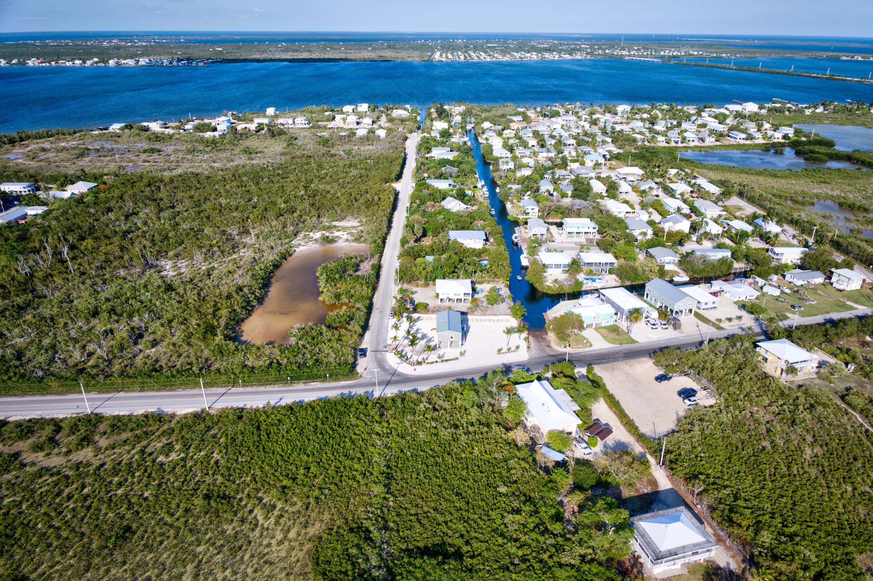 28120 County Road Summerland Key, FL 33042 - Photo 5 of 33 IMG_0184