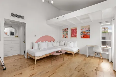 $240,000 | 1000 West 26th Street, Unit 208, Austin, TX 78705