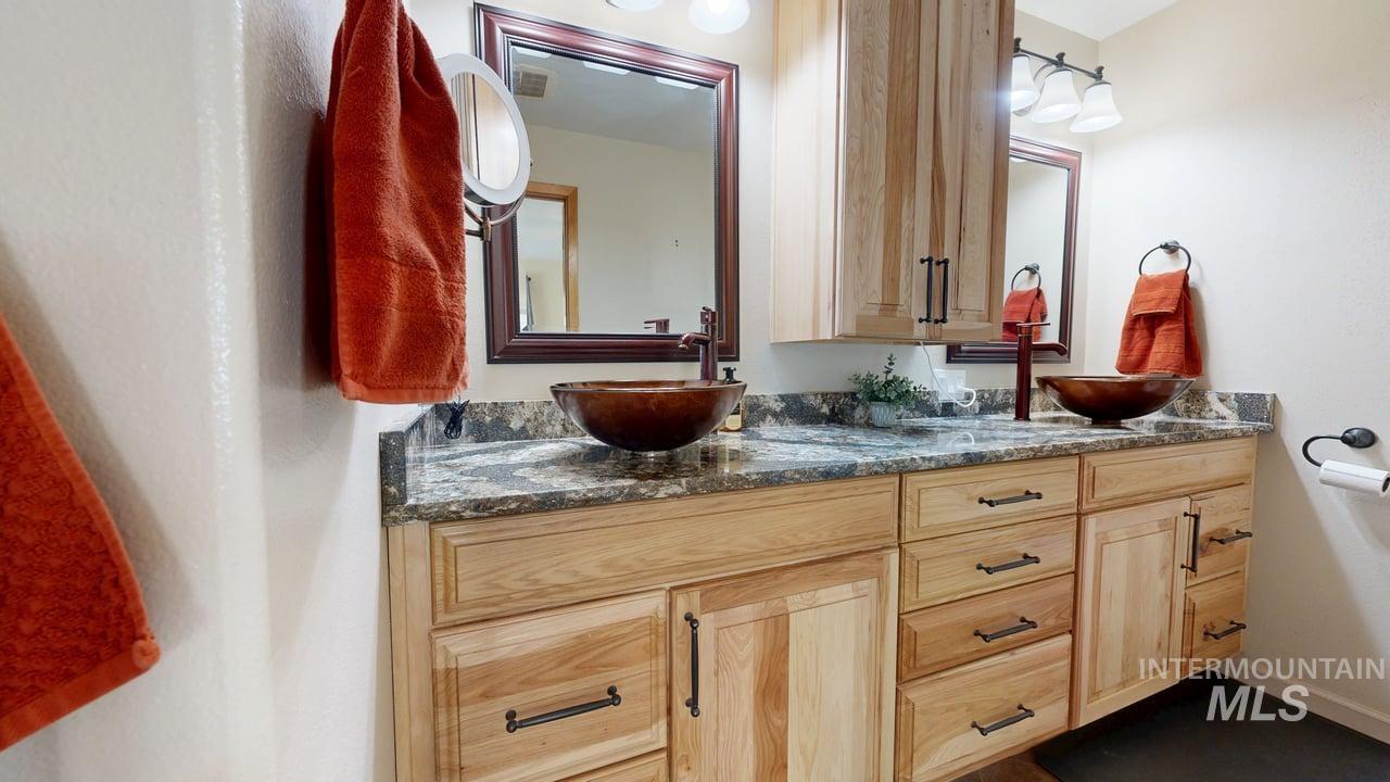 25277 Ridge Lane Juliaetta, ID 83535 - Photo 17 of 44