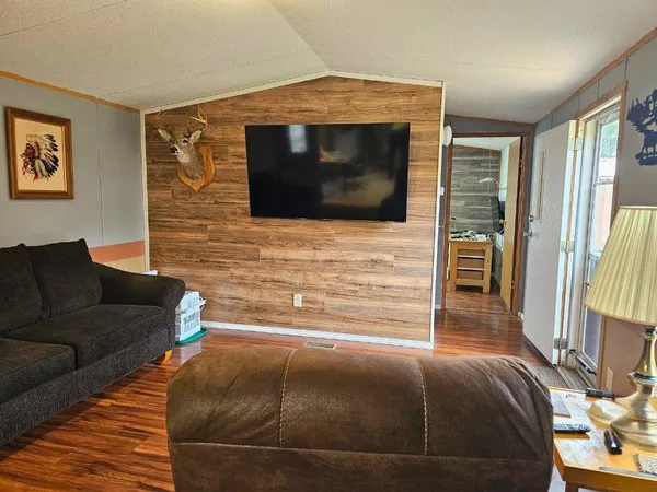 $49,500 | 200 Maple Road, Oil City, PA 16301