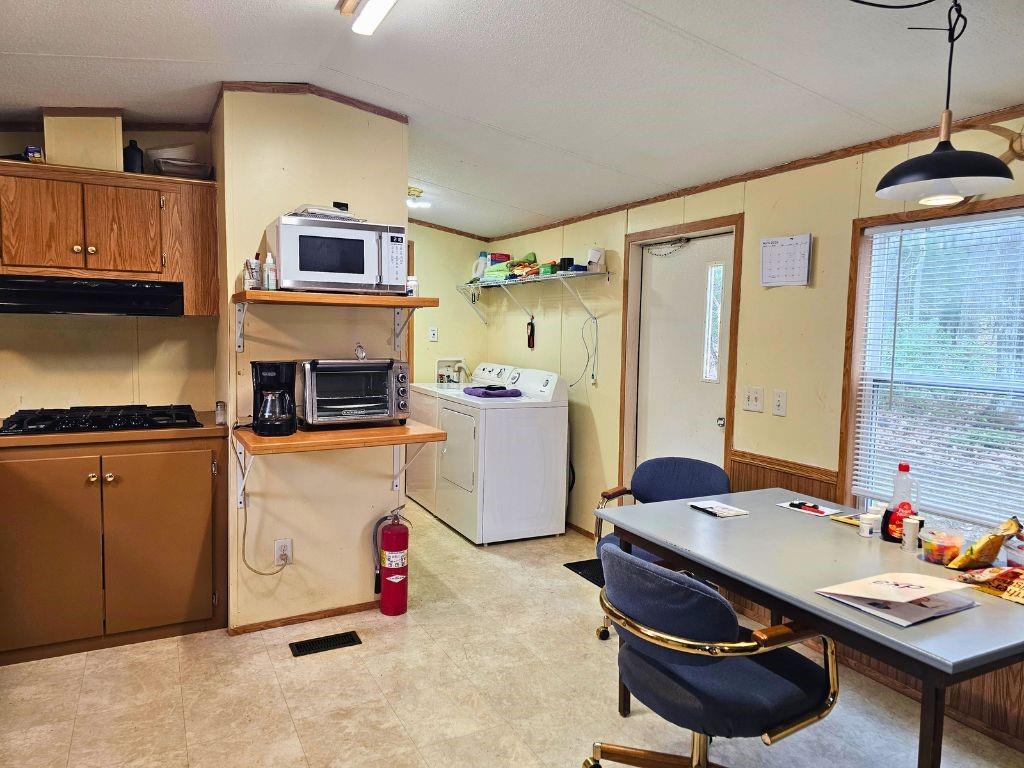 200 Maple Road Oil City, PA 16301 - Photo 9 of 16