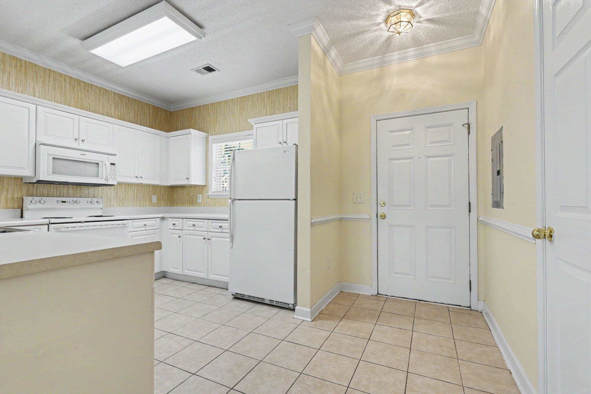 332 Kiskadee Loop, Unit G Conway, SC 29526 - Photo 4 of 37