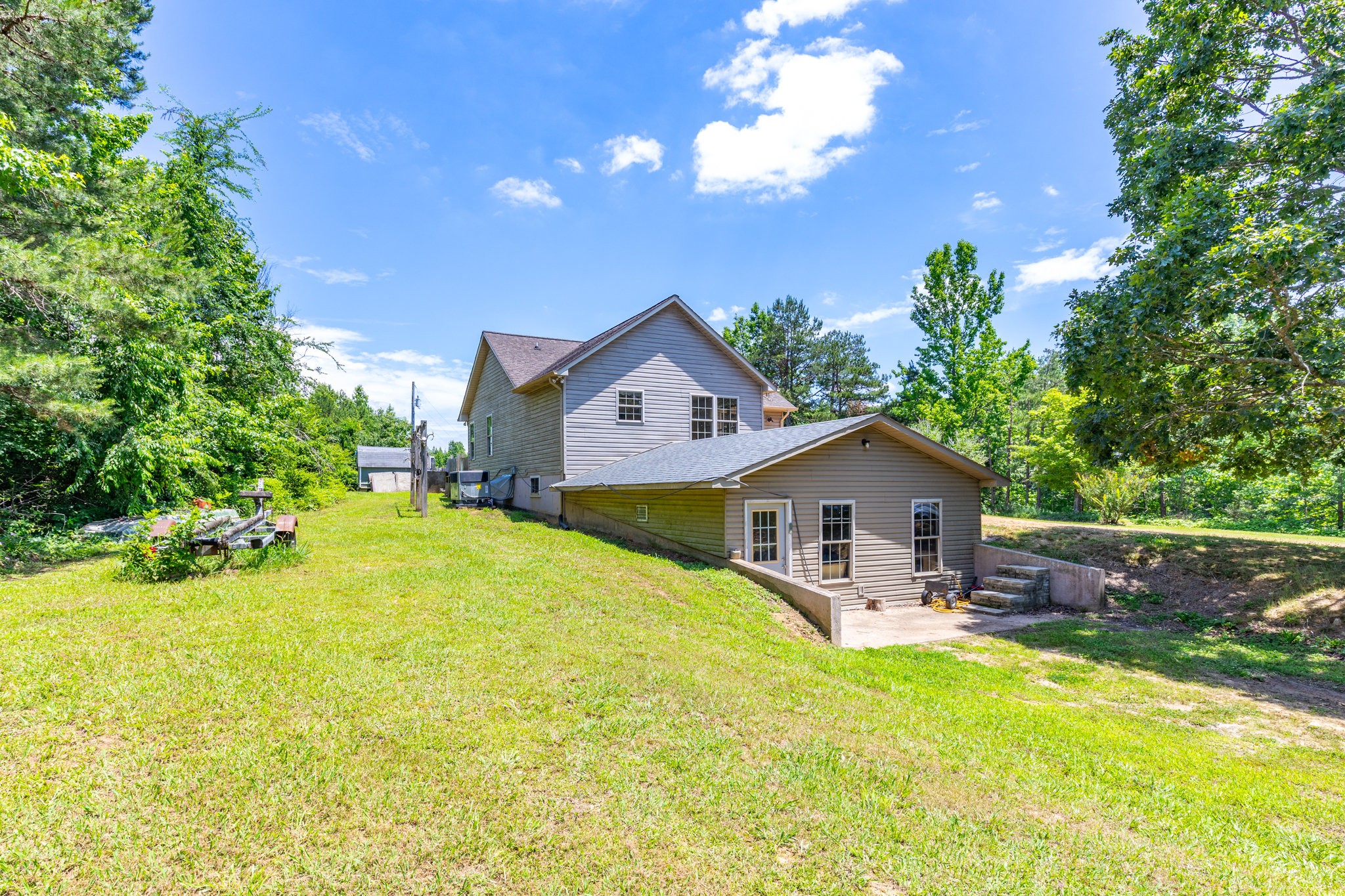 424 Charles McClearen Road Hohenwald, TN 38462 - Photo 32 of 80