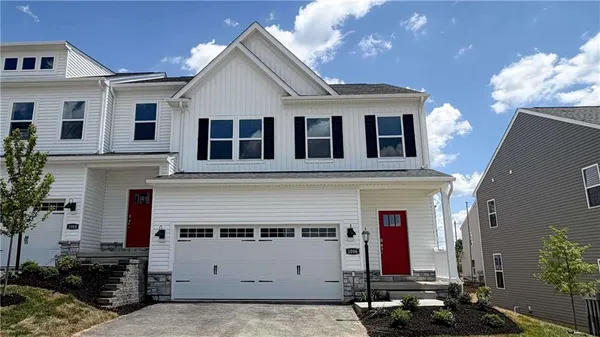 $439,990 | 1006 Madisyn Lane, Valencia, PA 16059