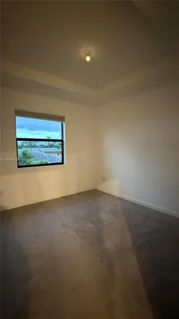 $2,775 | 947 Northeast 211th Street, Unit 947, Miami, FL 33179
