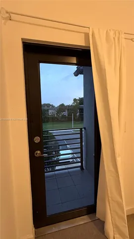 $2,850 | 947 Northeast 211th Street, Unit 947, Miami, FL 33179