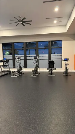 $2,775 | 947 Northeast 211th Street, Unit 947, Miami, FL 33179