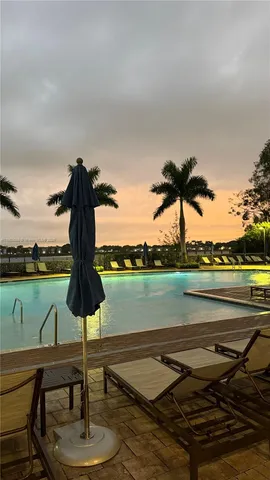 $2,850 | 947 Northeast 211th Street, Unit 947, Miami, FL 33179