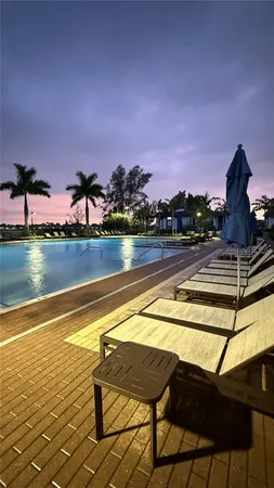 $2,775 | 947 Northeast 211th Street, Unit 947, Miami, FL 33179