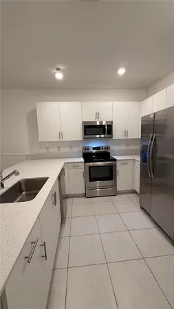 $2,775 | 947 Northeast 211th Street, Unit 947, Miami, FL 33179