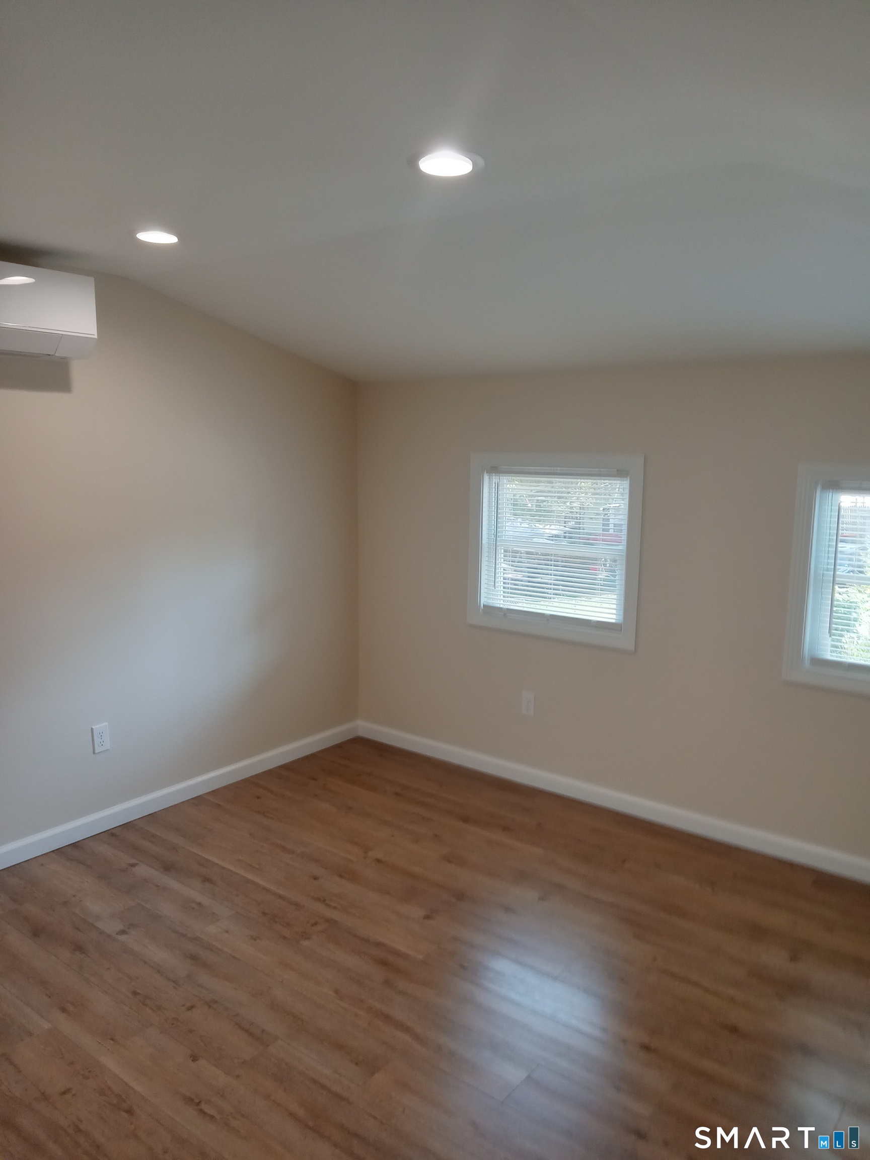 48 Prospect Street Meriden, CT 06451 - Photo 12 of 16