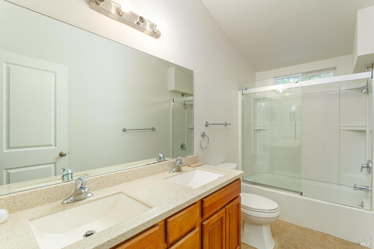 3995 Roblar Road Petaluma, CA 94952 - Photo 16 of 25