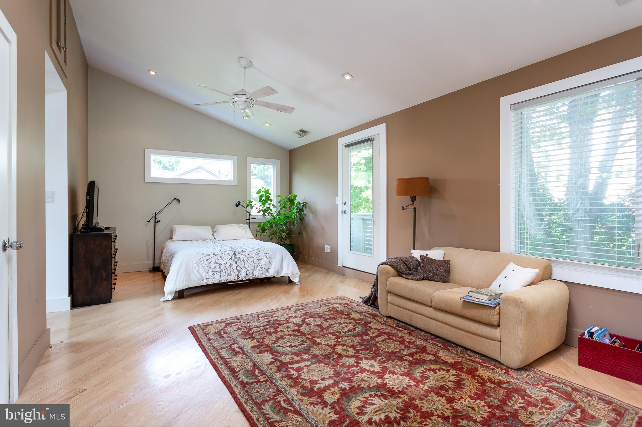 4523 Q Lane Northwest Washington, DC 20007 - Photo 26 of 55 Master Bedroom Suite