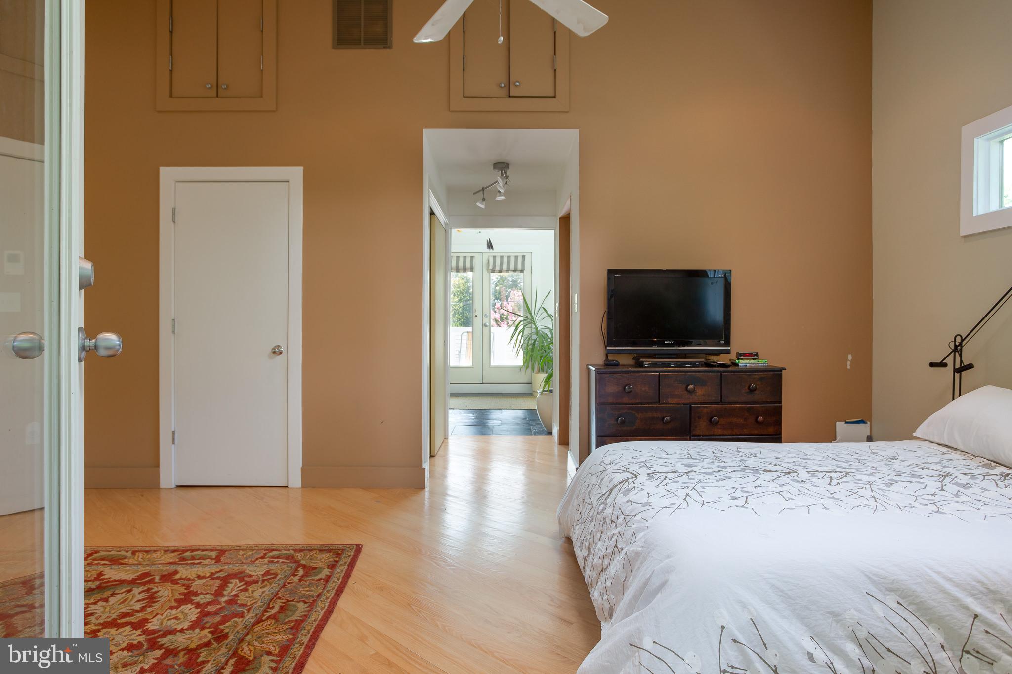 4523 Q Lane Northwest Washington, DC 20007 - Photo 28 of 55