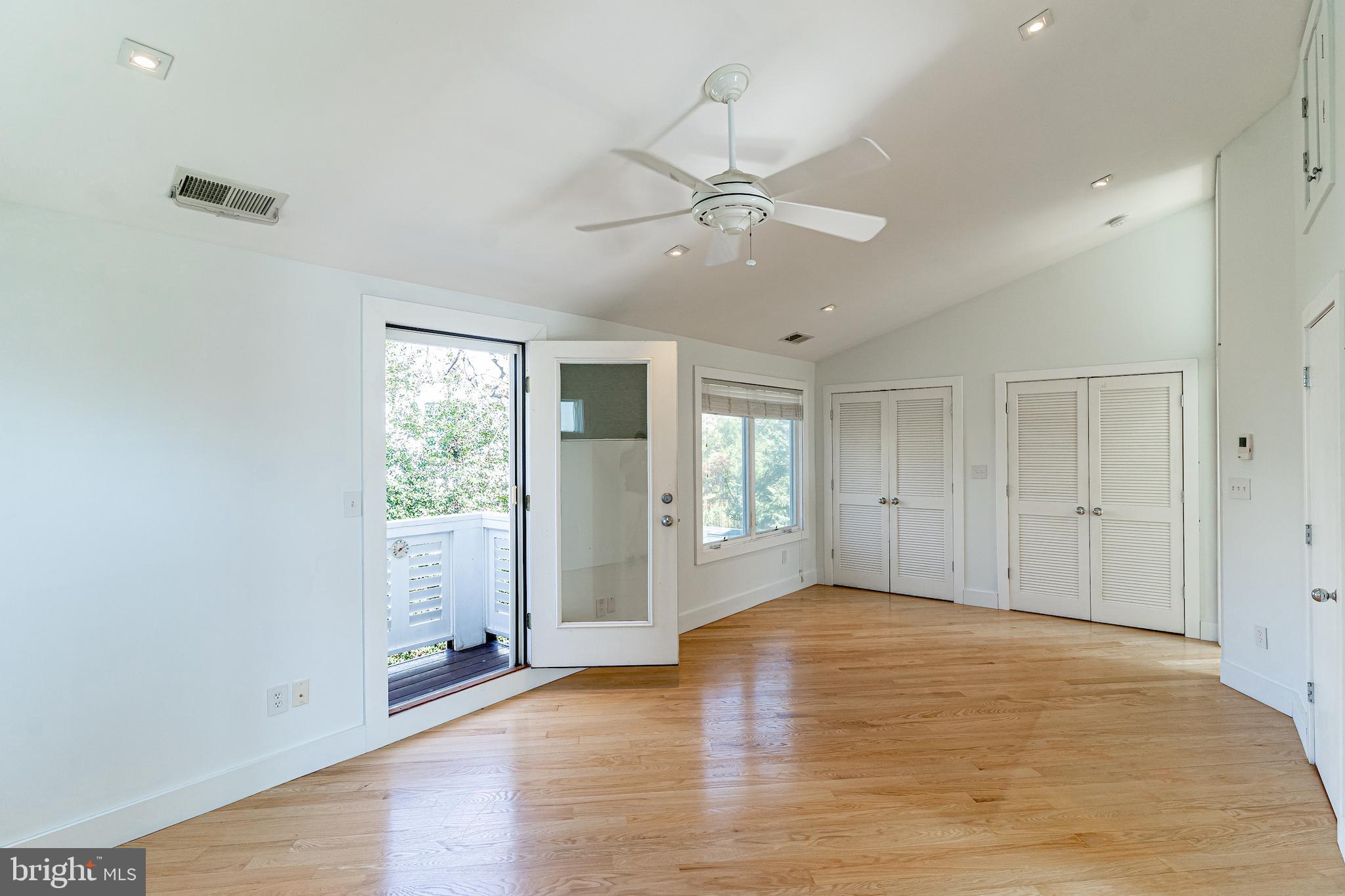 4523 Q Lane Northwest Washington, DC 20007 - Photo 31 of 55