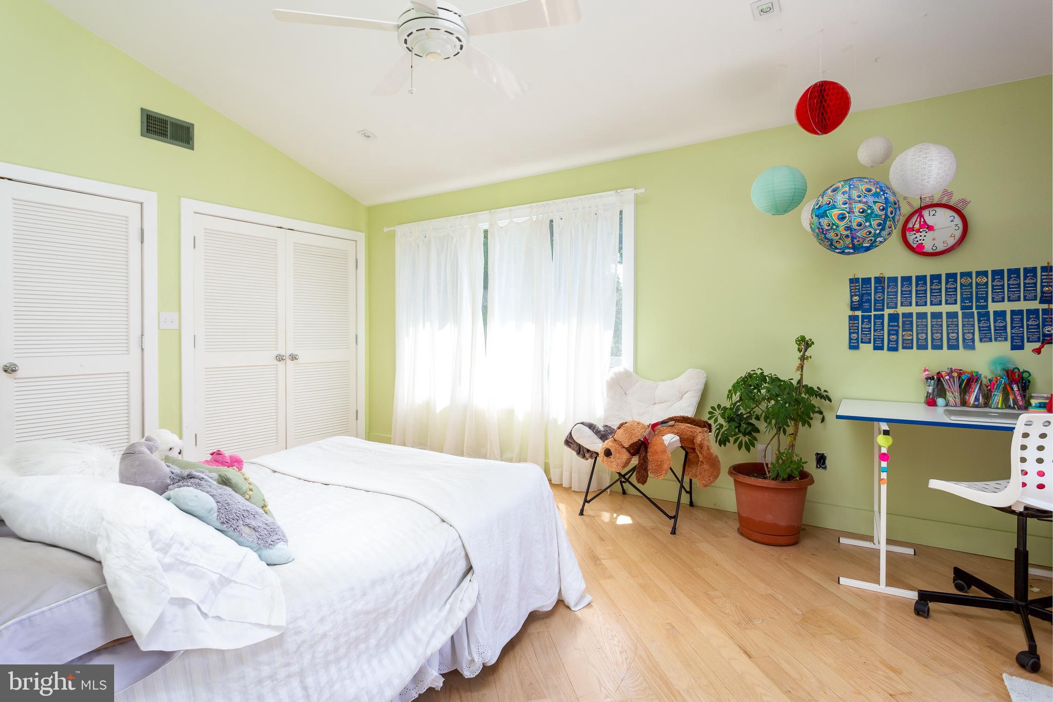 4523 Q Lane Northwest Washington, DC 20007 - Photo 38 of 55 Bedroom 2 upstairs