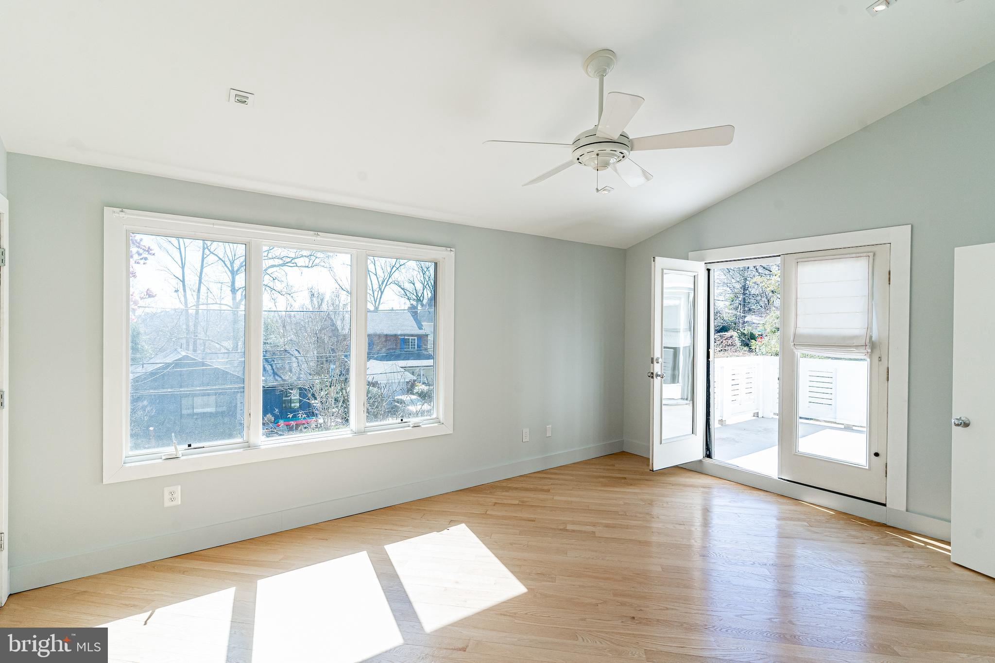 4523 Q Lane Northwest Washington, DC 20007 - Photo 39 of 55