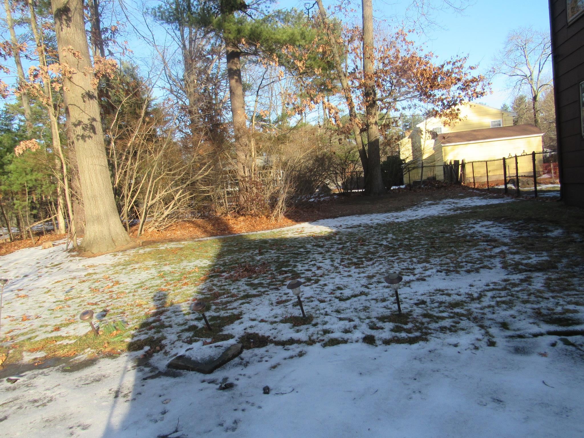 17 Garrison Road Salem, NH 03079 - Photo 35 of 41