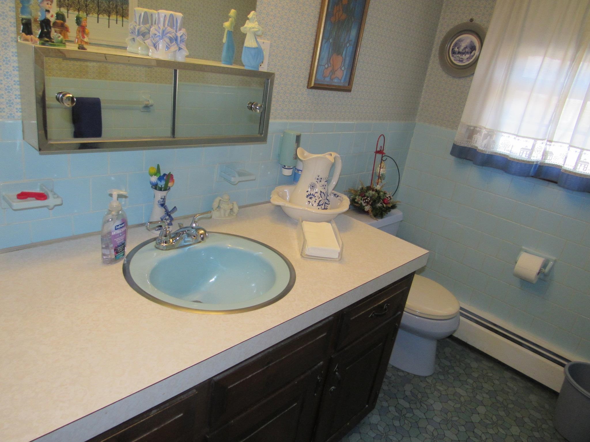 17 Garrison Road Salem, NH 03079 - Photo 10 of 41