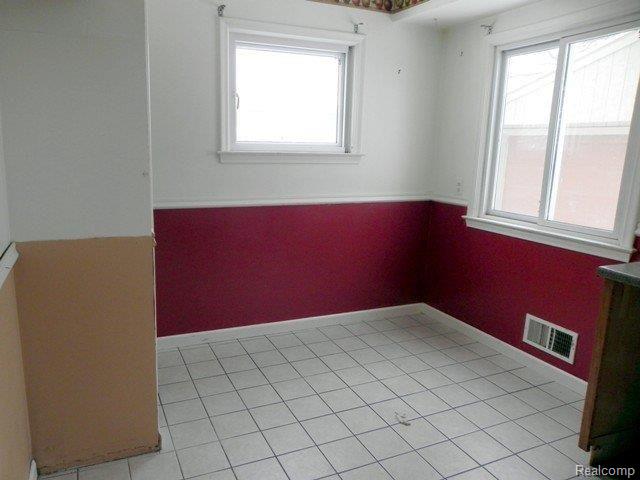 27344 Freda Street Inkster, MI 48141 - Photo 14 of 21 eatting area