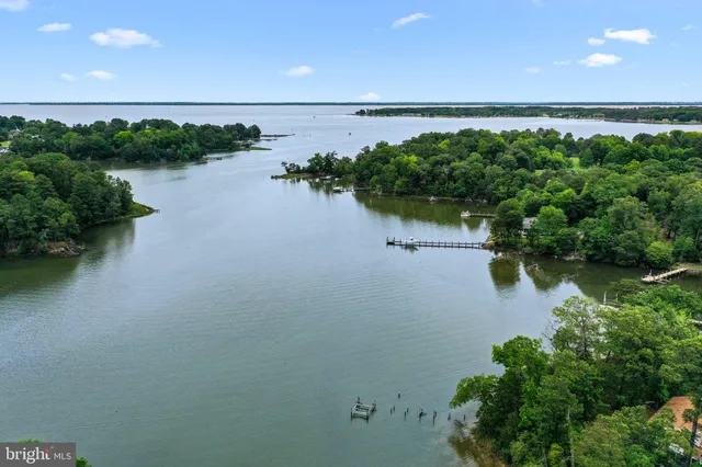 $695,000 | 367 Edgewater Lane, Montross, VA 22520