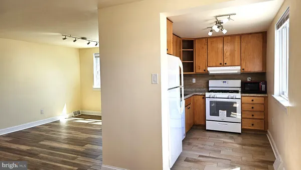 $2,100 | 2806 Ryerson Place, Philadelphia, PA 19114