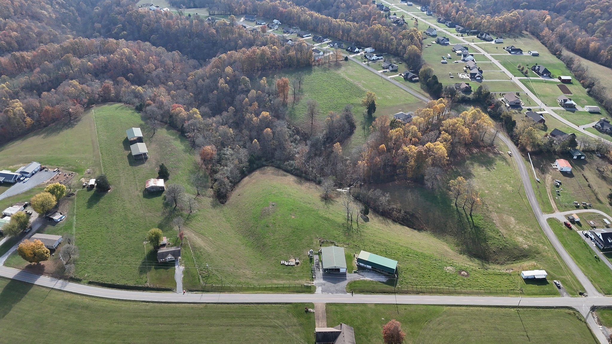 10 Union Camp Road Lafayette, TN 37083 - Photo 5 of 17 an aerial view of a residential houses with outdoor space and lake view