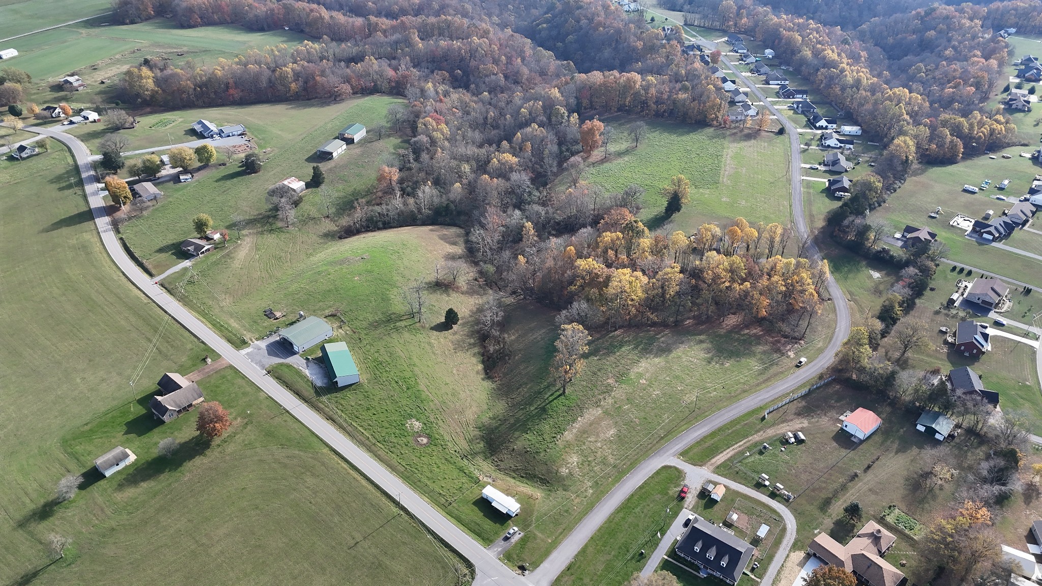 10 Union Camp Road Lafayette, TN 37083 - Photo 6 of 17 an aerial view of a residential houses with outdoor space