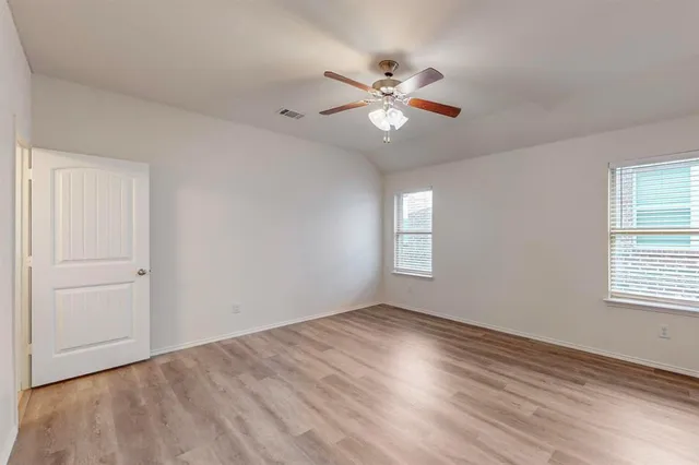 $2,550 | 4728 Meadow Green Trail, Fort Worth, TX 76244