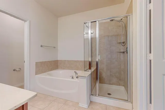 $2,550 | 4728 Meadow Green Trail, Fort Worth, TX 76244