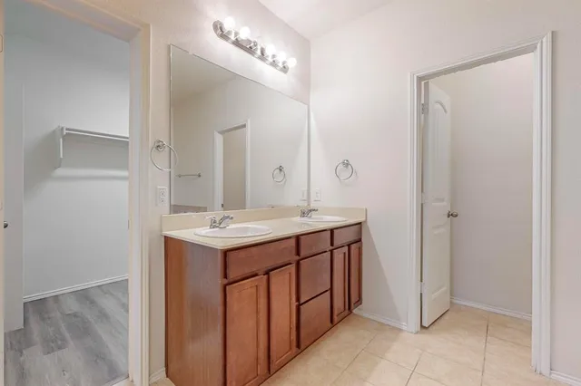 $2,550 | 4728 Meadow Green Trail, Fort Worth, TX 76244