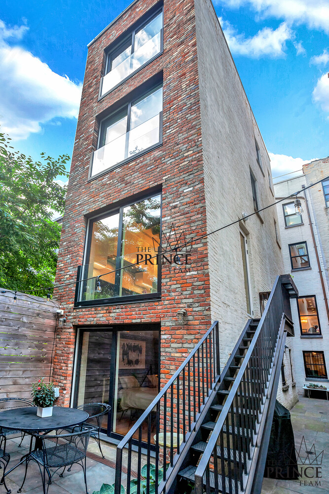 526 East 5th Street Manhattan, NY 10009 - Photo 14 of 29 Gallery Image 14
