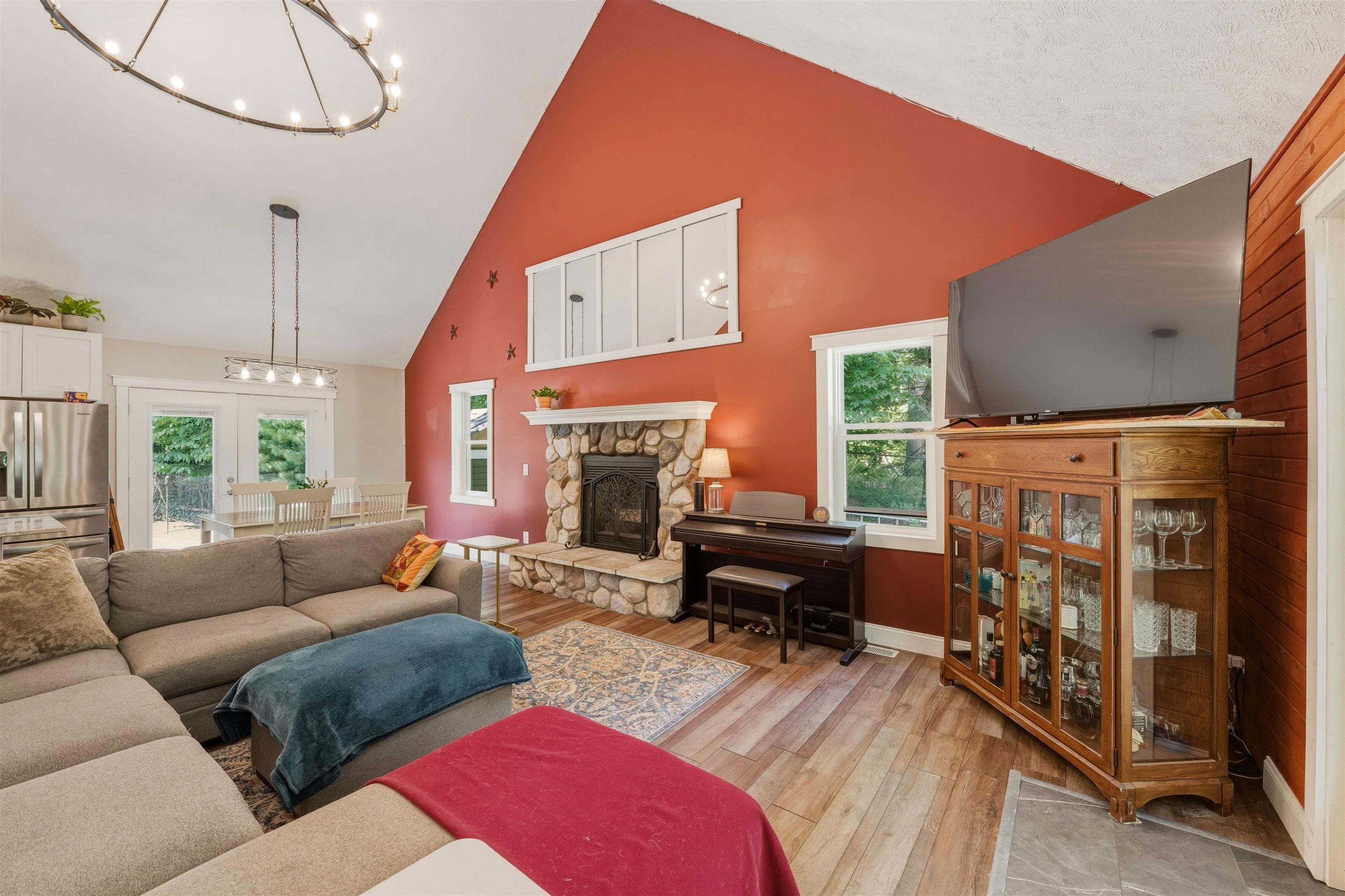 1395 West Long Lake Road Traverse City, MI 49685 - Photo 3 of 60