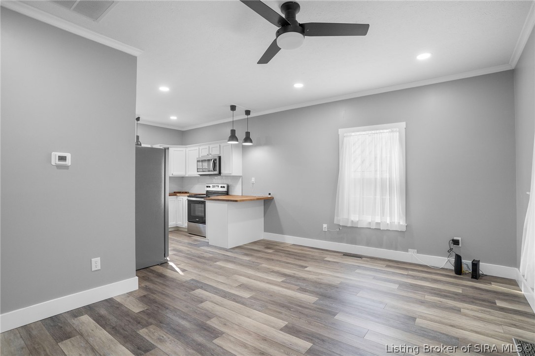 161 East Crowe Street, Unit 1 Hanover, IN 47243 - Photo 3 of 21